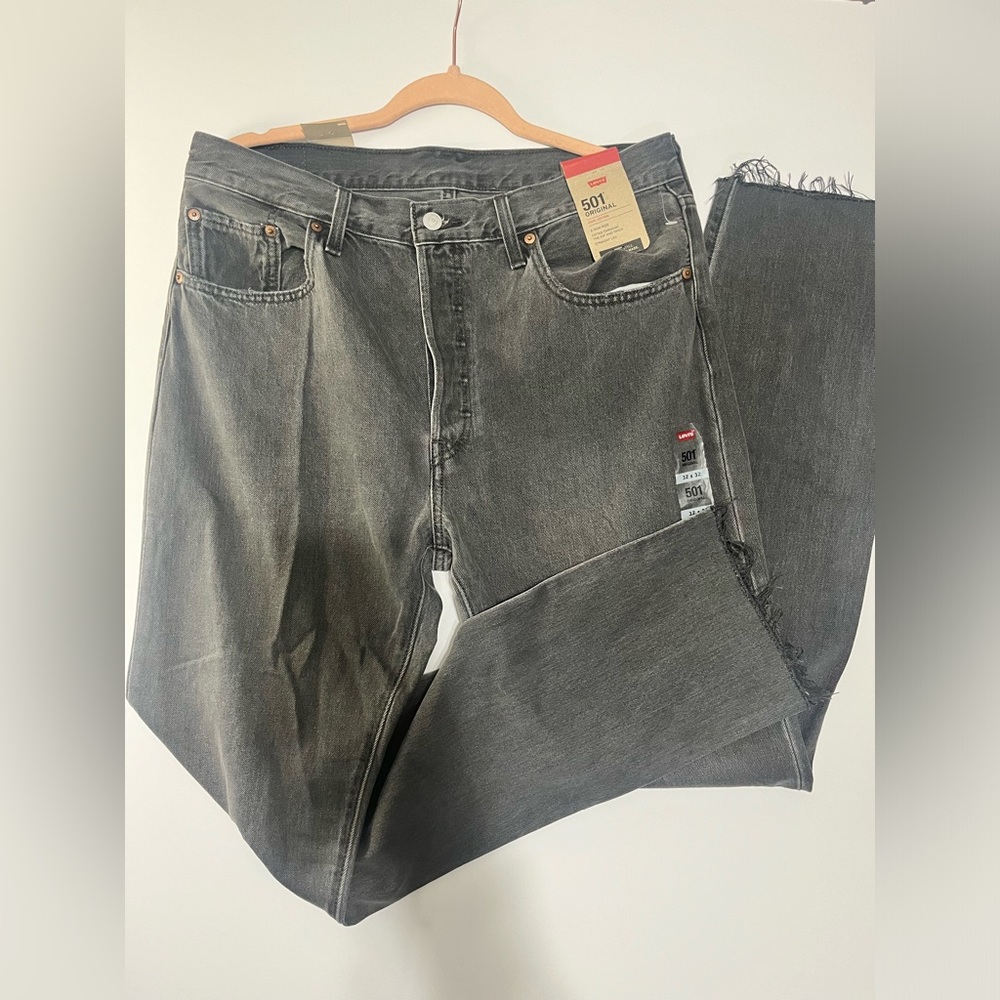 Levi's Women’s Charcoal Straight Jeans